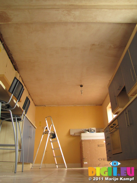 SX18766 Kitchen ceiling after plastering